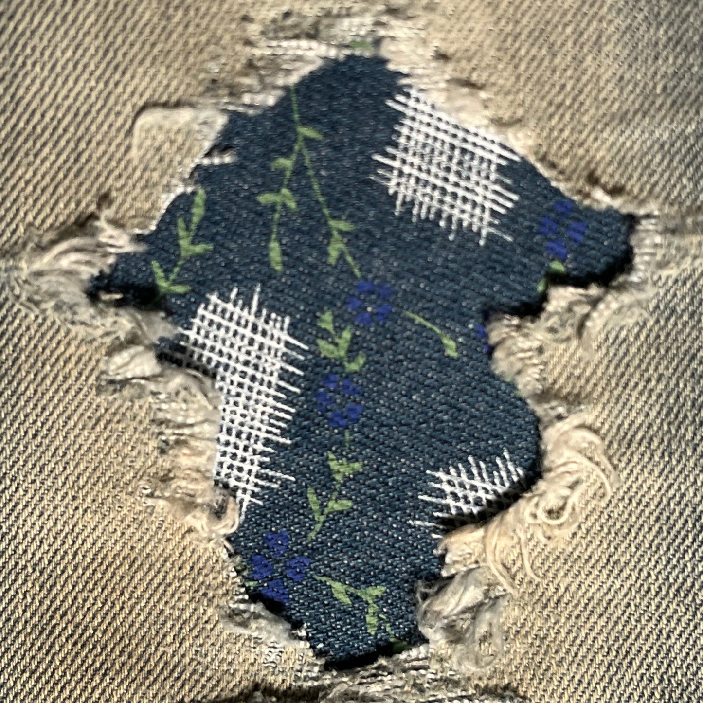 Navy Blue flower and patch (Pretty Patches)