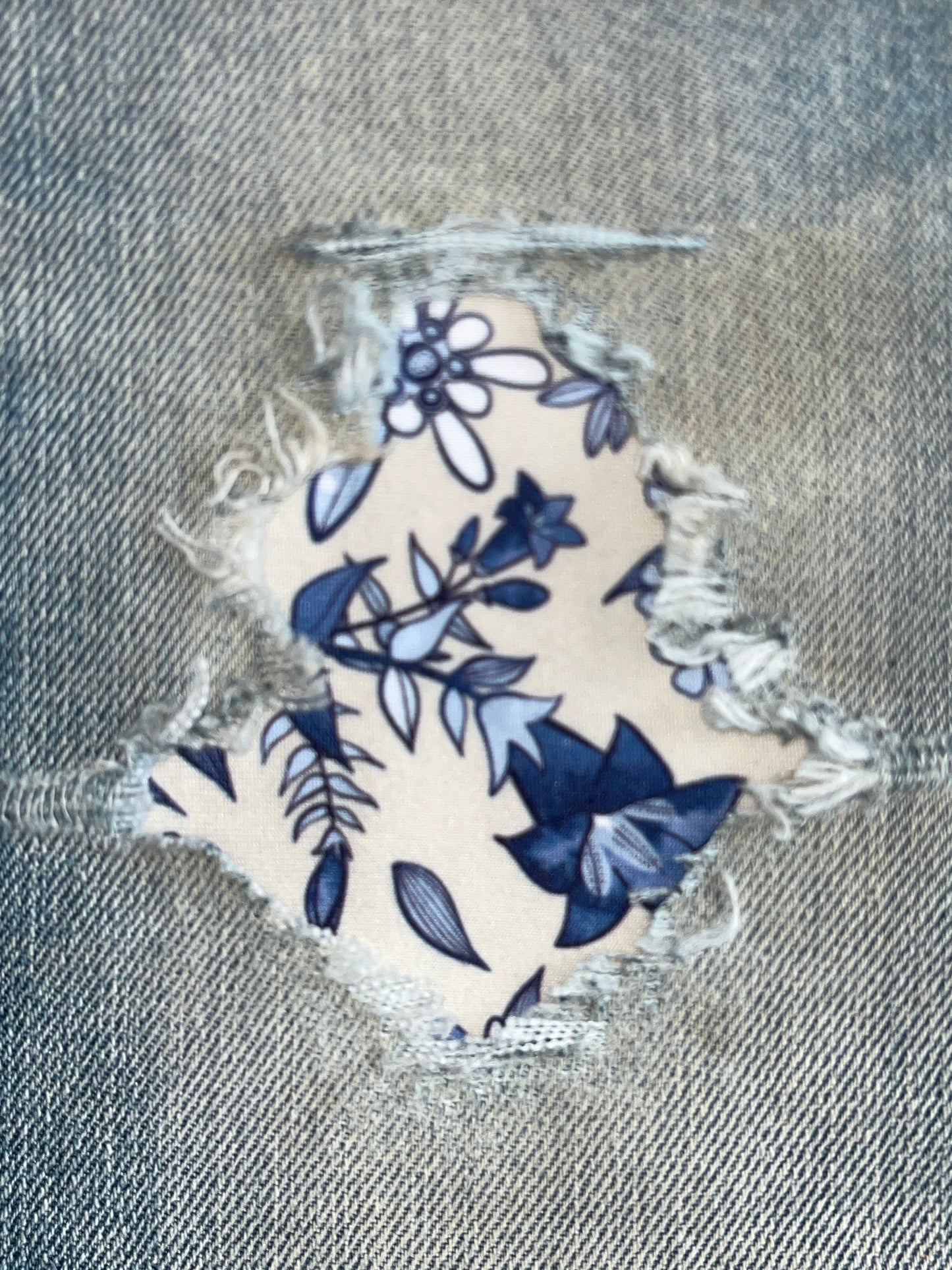 Alpine Flora Ivory/Blue STRETCH