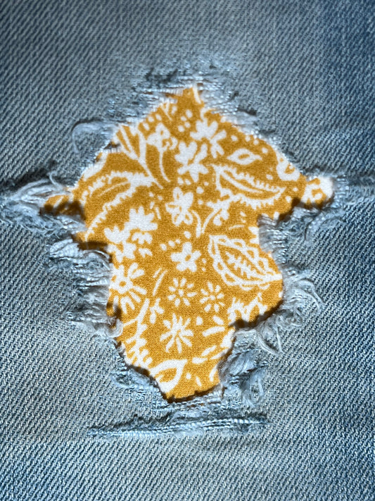 Antique Floral in Gold | STRETCH