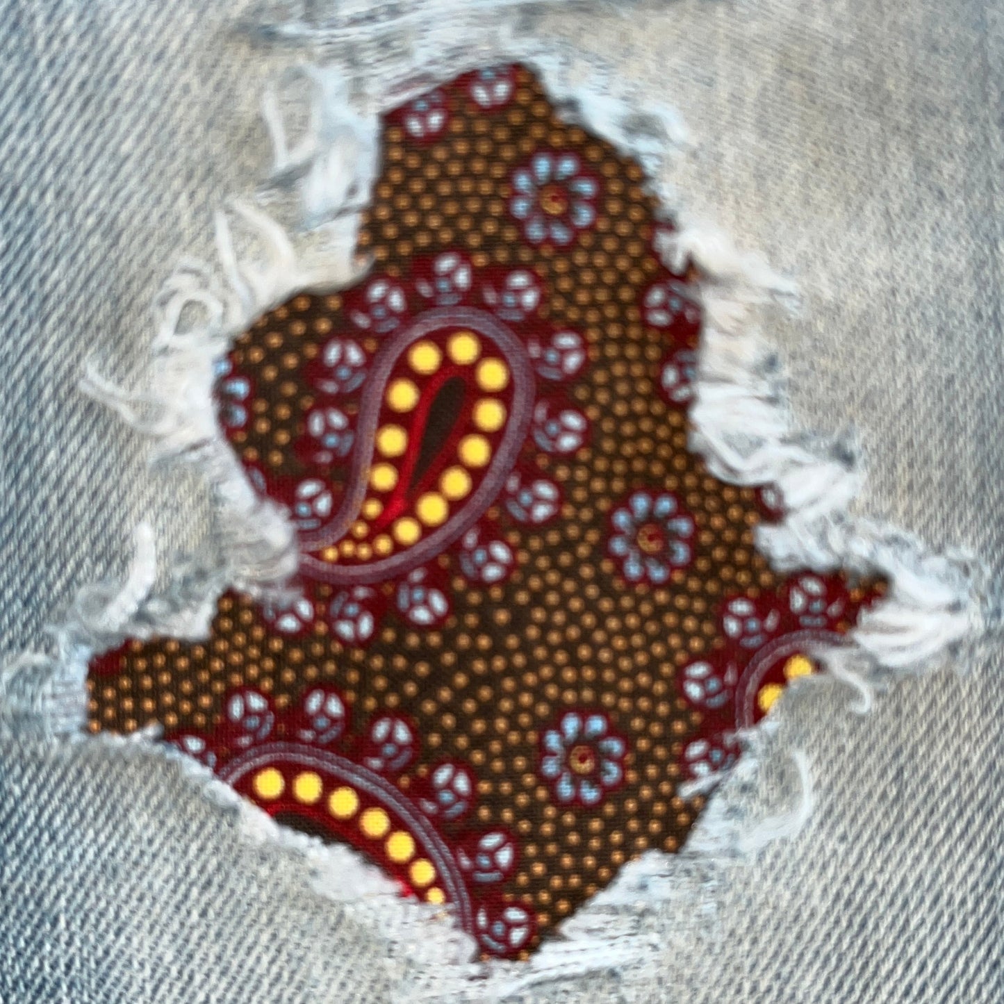 Poppin Paisley (16 color options)