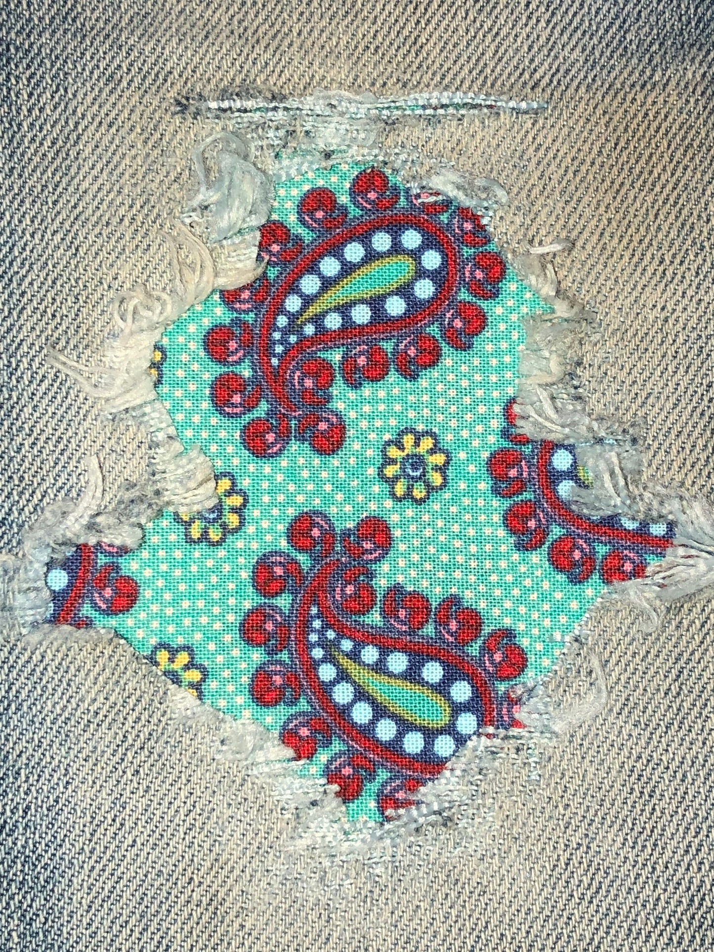 Poppin Paisley (16 color options)
