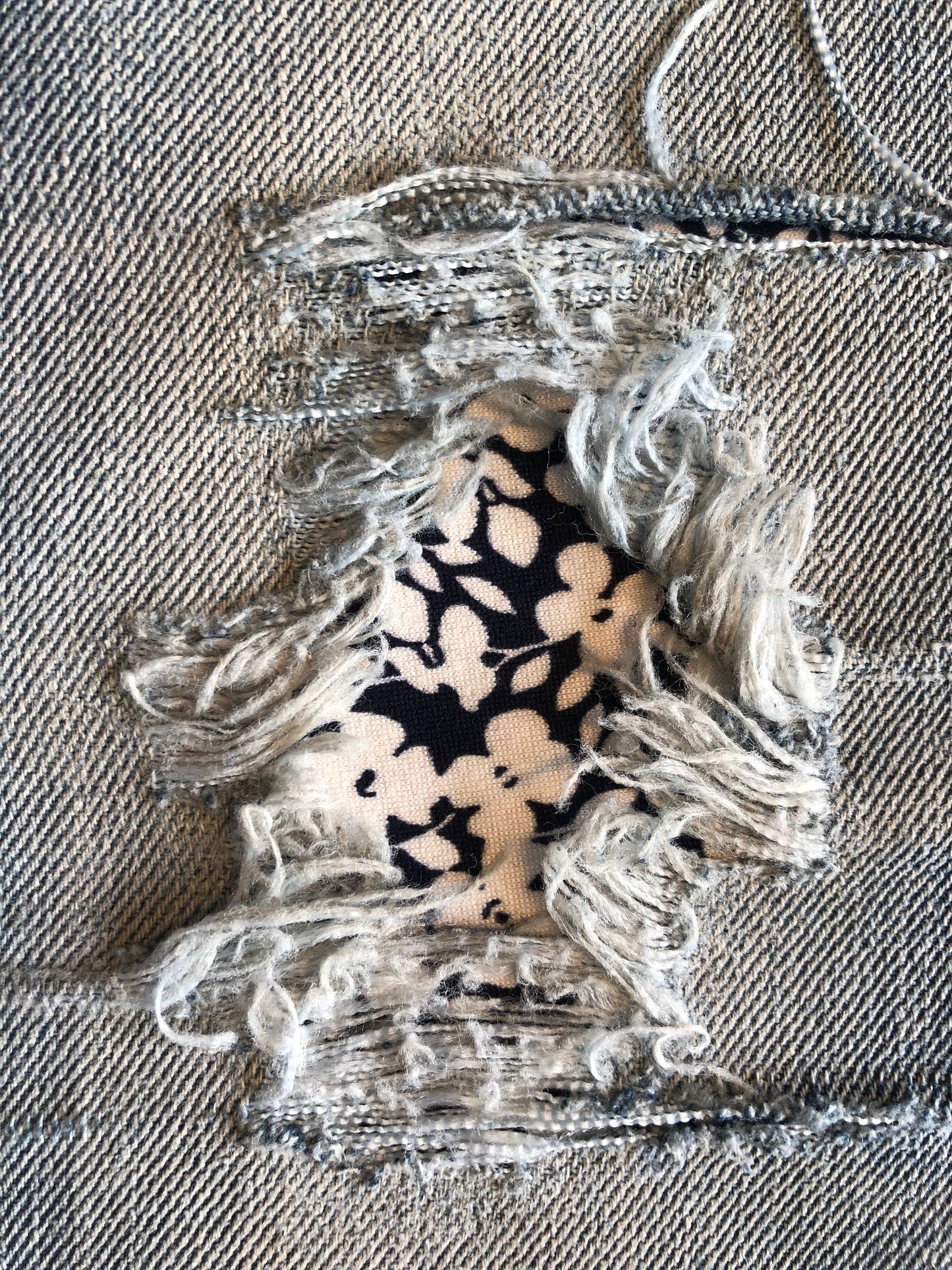 Ditsy Floral in Navy and White STRETCH