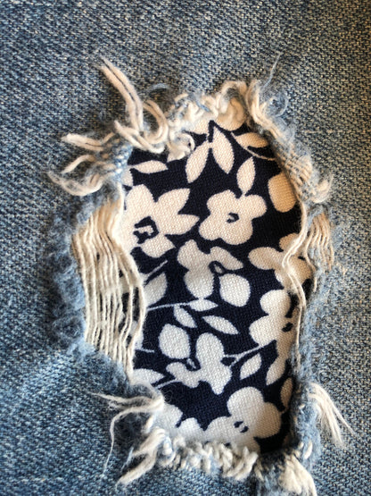 Ditsy Floral in Navy and White STRETCH